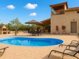Selinitsa Stone Residence-Private Poolside Retreat