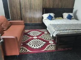 Siva rama garden resort, AC 3 bed rooms, swimming pool ,Box cricket, Born fair, BBQ,kichan with all equipment etc, near bheemili beach road to dora thota road