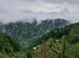 HK Heights - Sunset Valley Retreat, hotel v destinaci Nathia Gali