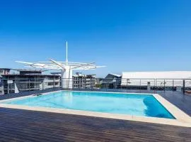 The Blue Horizon Modern Comfort Two Bedroom Umhlanga Ridge Apartment Sleeps 6