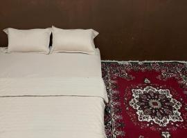 Rabani House - Mentawai Tour Package, Airport Transport, Sumatra Local Touch,, alojamiento con cocina en Padang