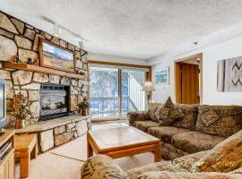 Atrium 101 by Ski Country Resorts