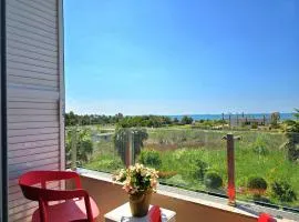 Sea View Holiday Apartment 092