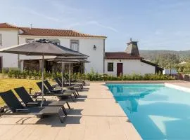 CasaNova Farmhouse