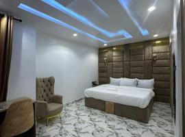 Mega Cloud Hotel And Suites, hotel v destinaci Suru Lere