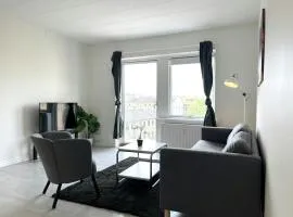 Spacious Apartment for 4