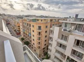 Mercury Penthouse Suite - Sliema Centre - By Haven & Keys Malta