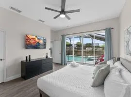 451 Davenport 5BR House with Heated Pool and Grill
