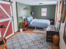 Historic Farmhouse Apartment, hotel in Fairfield
