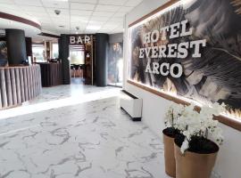 Hotel Everest Arco, viešbutis Arke