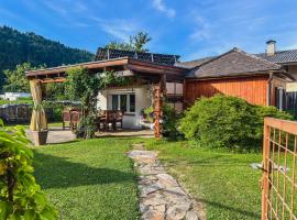Ferienbungalow Juri am Millstätter See, hotel in Döbriach