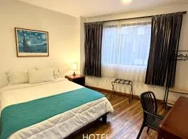 HOTEL COMFORT- Inn