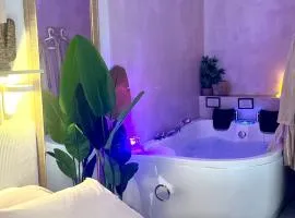 Suite Evasion, Baignoire Balneo