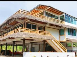 Manglar escondido, hotel barato en Mompiche