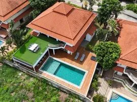 privat com beach villa 5 bedroom