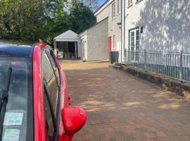 Beechwood Lodge - B, hotel v destinaci Ballybofey