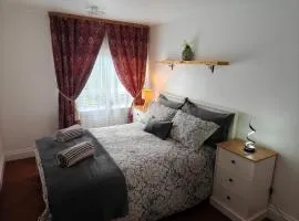 Modern 2 Bed Flat