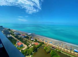 Batumi Sea View Aparthotel Panorama, rantahotelli kohteessa Itʼkhvisi