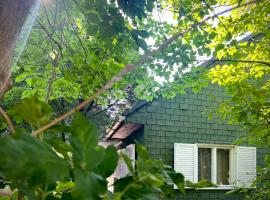 Rege 32 Vend&eacute;gh&aacute;z, коттедж в городе Сантод