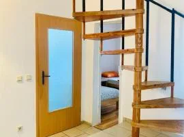 Komplettes Monteur Haus