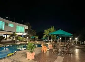 Hotel Cascada Cristalina