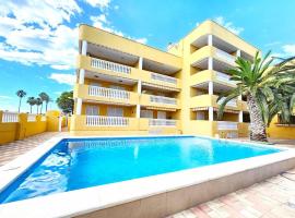 Gaviota Azul, Perelló, hotel i Sueca