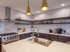 Great Value in A2 close to UofM Private Suite