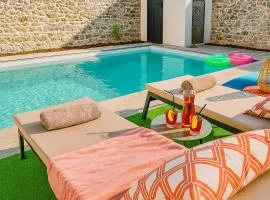 Maison familiale avec piscine privée proche du littoral