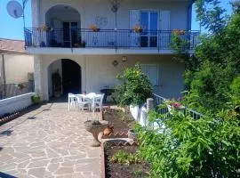 Yasmir Home
