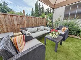Maison avec jardin privatif à 3KM des plages, Hotel in Fréjus