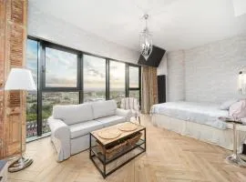 Hanza Tower Apartment no 1704 - 17th floor, swimming pool, jacuzzi, viewing terrace