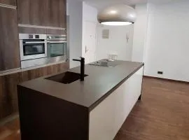 GUMERFLAT CID Parking Free Centro 2 Baños