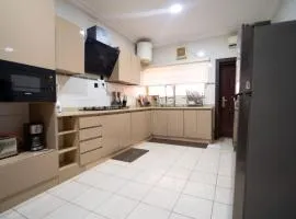 mandys apartments