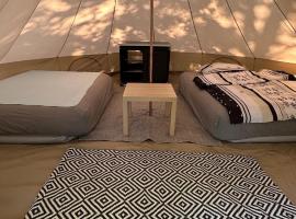 Glamping Stodoła Tent, loc de glamping din Ściegny