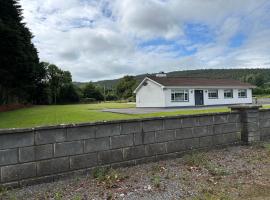Teachín na Gréine, Villa in Cahir
