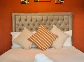 Thesiger Court Apartments - Free Private Parking - by Property Promise
