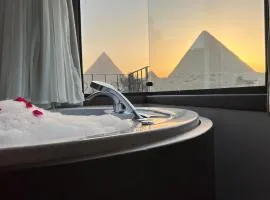 Arena pyramids inn