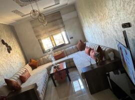 Appartement INES Saidia、サイディアのホテル