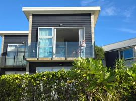 Beachside Studio Apartment with a View, διαμέρισμα σε Carters Beach