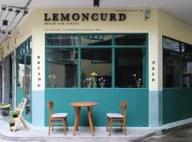 Lemoncurd Bread and Coffee