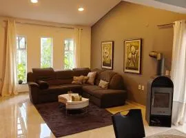 Casa Connect in Barrio Esperanza, 3 Zimmer, Küche, Parking, Sauna, ruhig, central, modern!