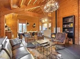 Elegant chalet in Manhay with Sauna, cleaning included