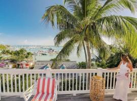 Casa en las Bahamas- Playa cerca, paraiso total, מלון בHarbour Island