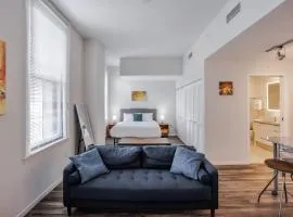Stunning CozySuites Sky Central #1