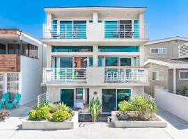 Modern Oceanview Tri-Level Condo Steps From The Beach By Beachview Rentals, căn hộ chung cư cao cấp ở Newport Beach