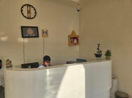 Hotel O Kailsaha Palace, hotel v destinaci Faizābād