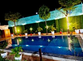 SAMURAI farm & RESORT, ξενοδοχείο στη Τζαϊπούρ