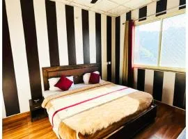 HOTEL M-A-Y-A Near Mall Road - Parking and Free Wifi Facilities - Hotel At Prime Location Spacious Room - Amazing valley views - BEST HOTEL