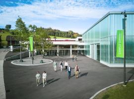 Seminarhotel CAMPUS SURSEE, hotel con estacionamiento en Sursee