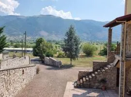 COUNTRY PLACE Apartment with mountains view